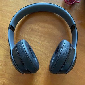 Beats Headphones, black with red logo